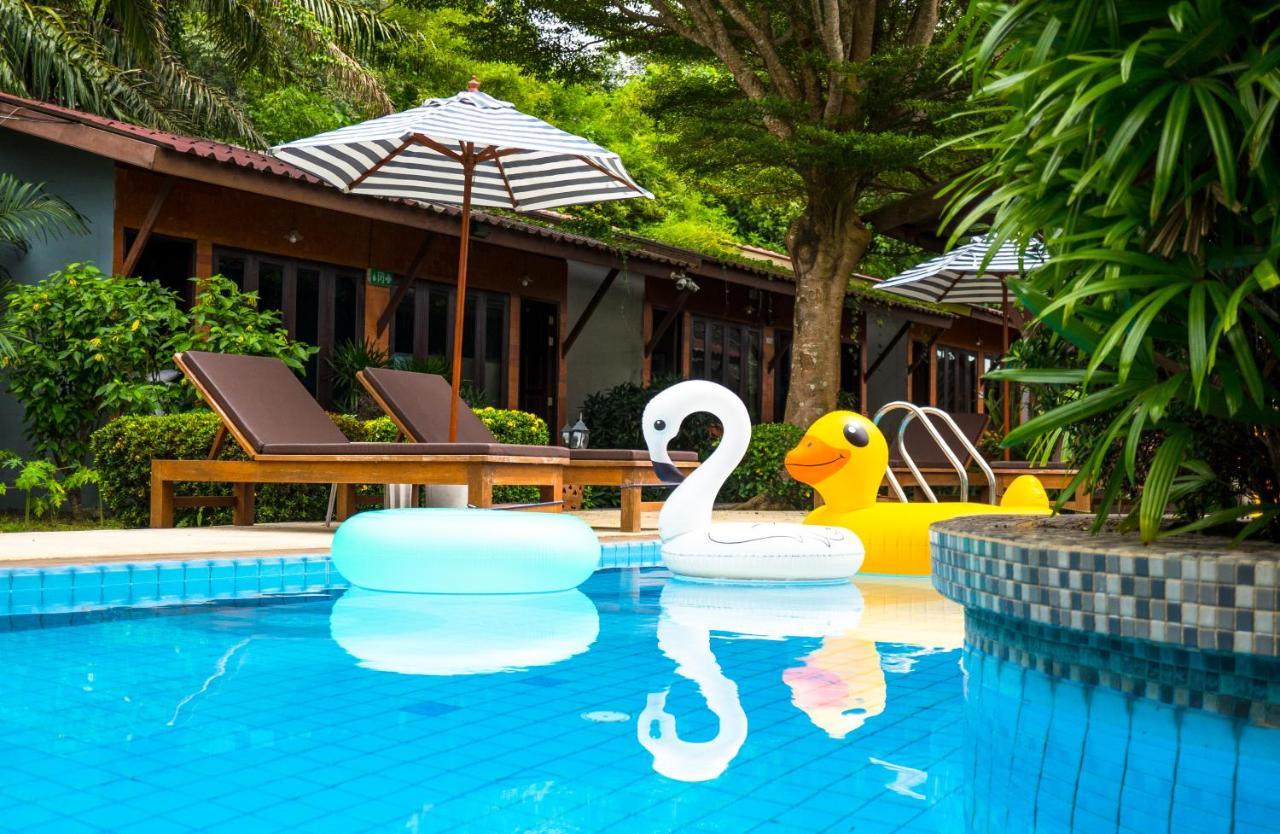 Phuket Siam Villas - SHA PLUS Chalong Exteriör bild