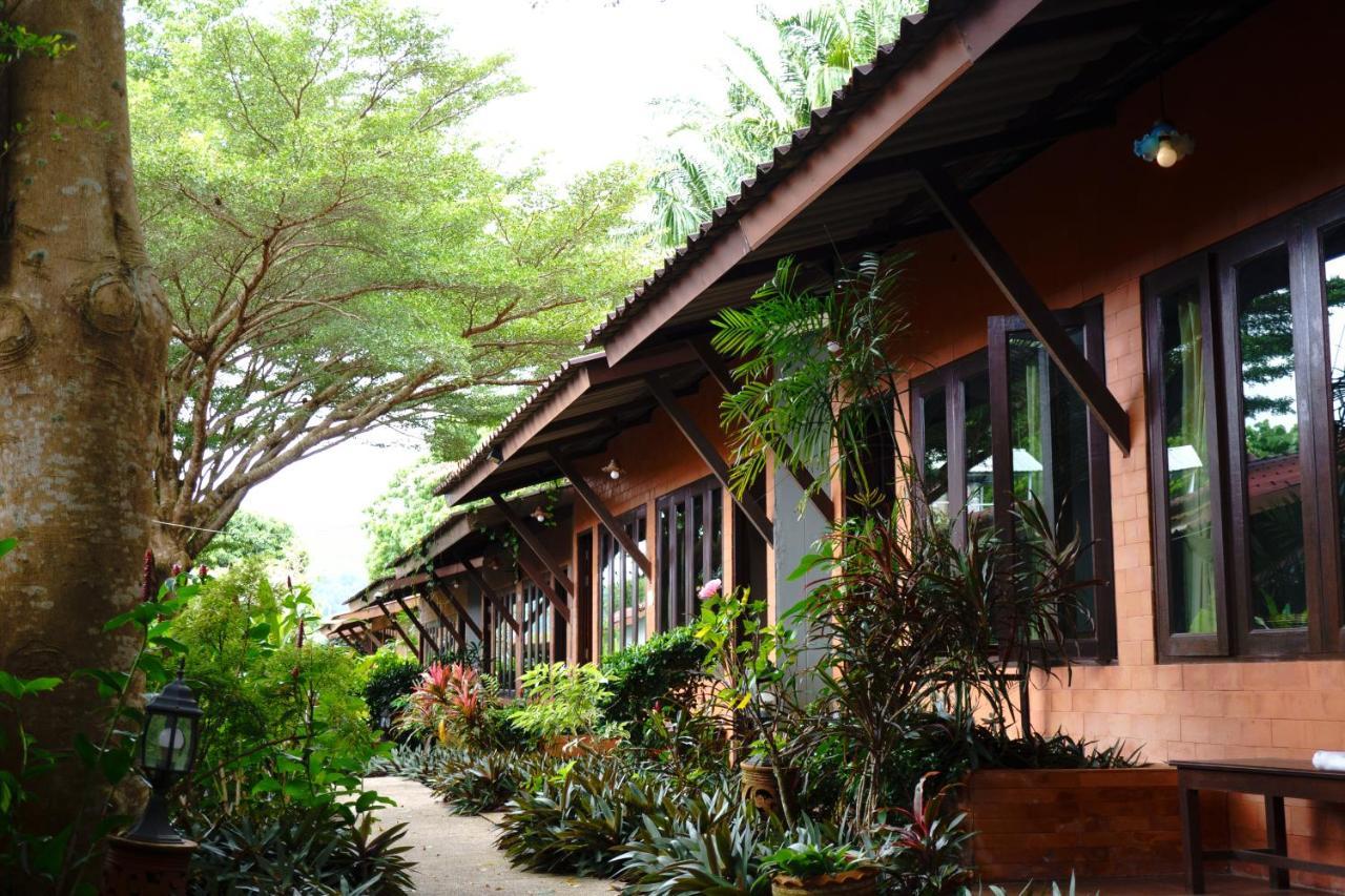 Phuket Siam Villas - SHA PLUS Chalong Exteriör bild