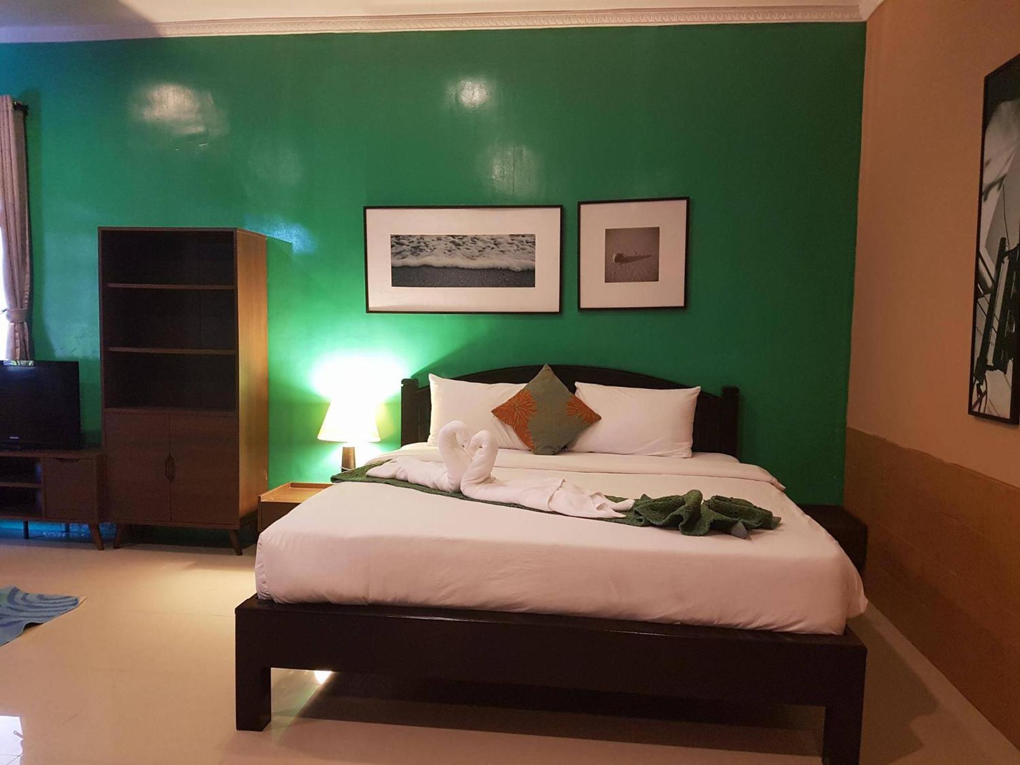 Phuket Siam Villas - SHA PLUS Chalong Exteriör bild
