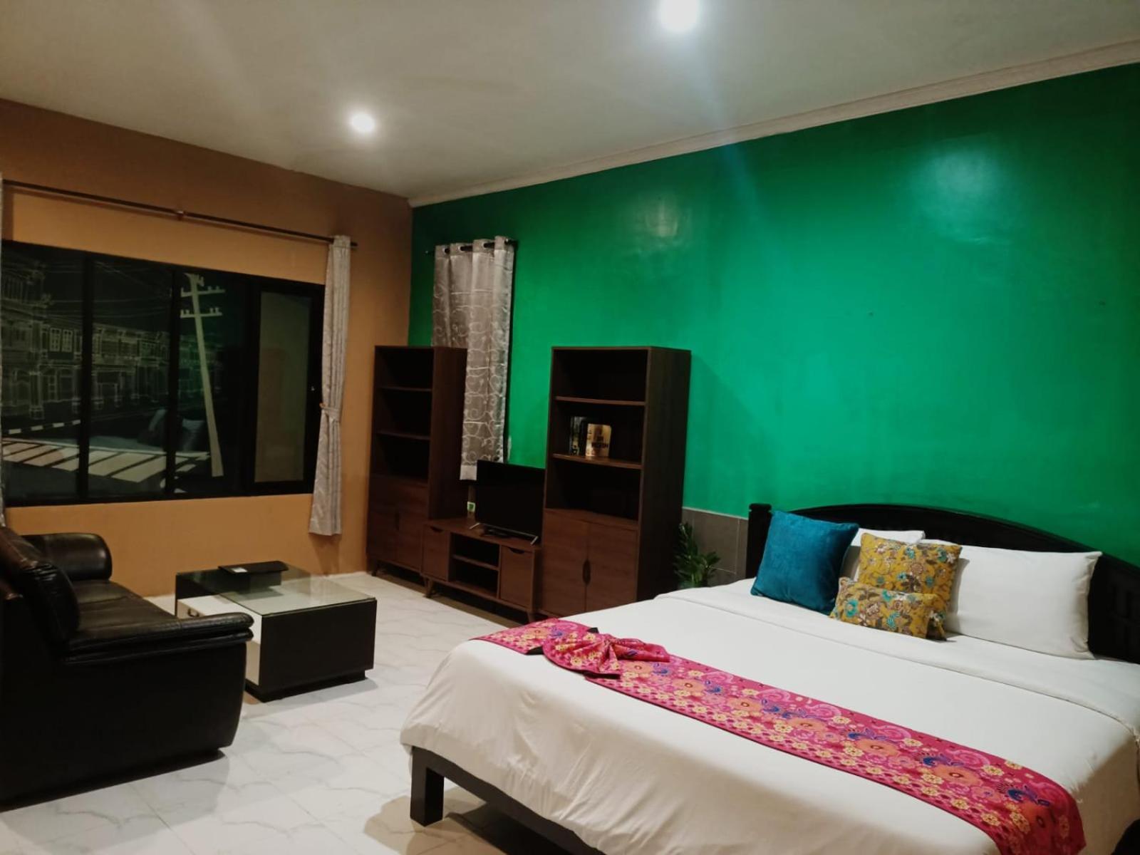 Phuket Siam Villas - SHA PLUS Chalong Exteriör bild