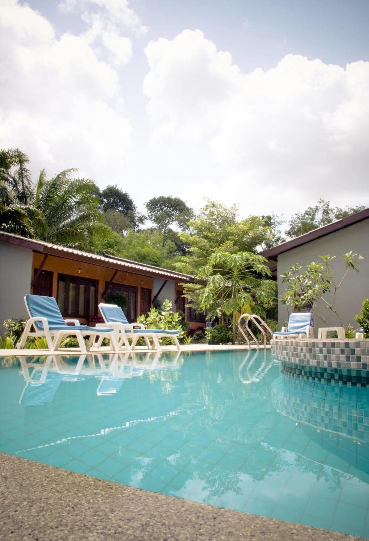Phuket Siam Villas - SHA PLUS Chalong Exteriör bild