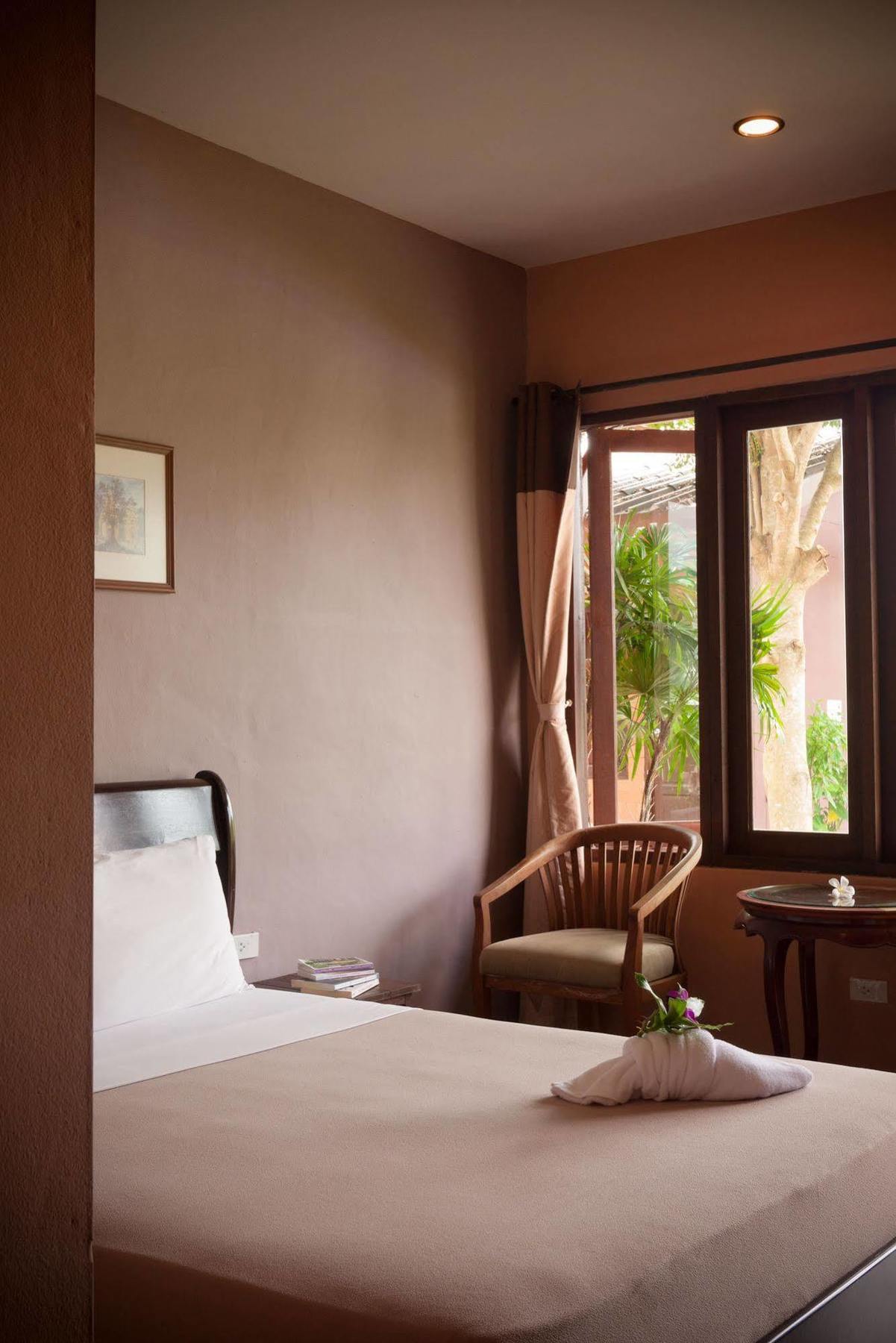 Phuket Siam Villas - SHA PLUS Chalong Exteriör bild