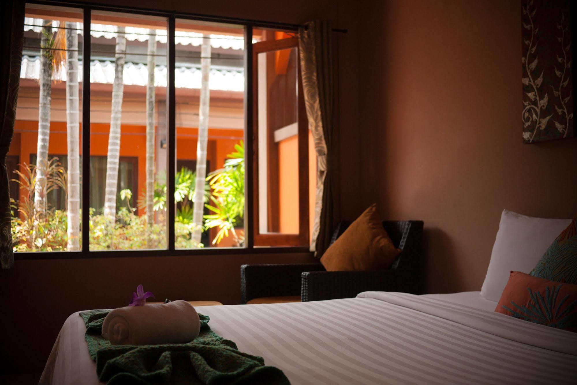 Phuket Siam Villas - SHA PLUS Chalong Exteriör bild